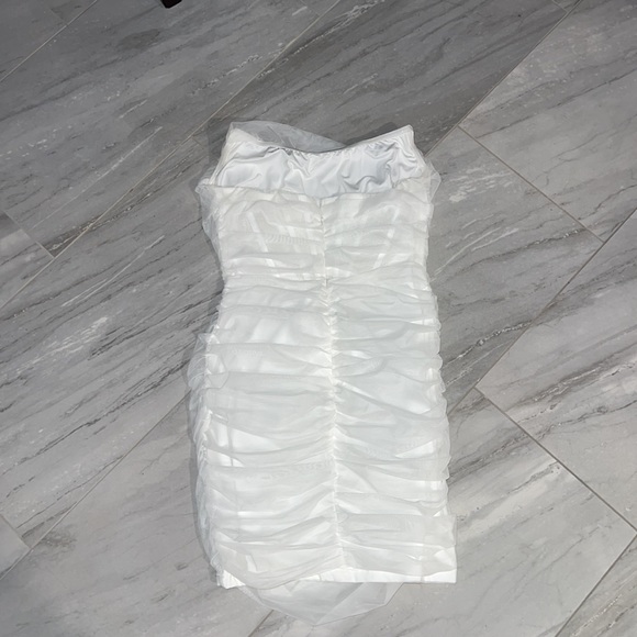 - Revolve Superdown ‘Sonya Bustier Mesh Dress in White’ - Picture 2 of 4